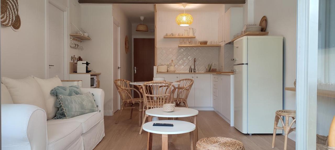 Marina'S Calm Apartment ซาลอว์ ภายนอก รูปภาพ